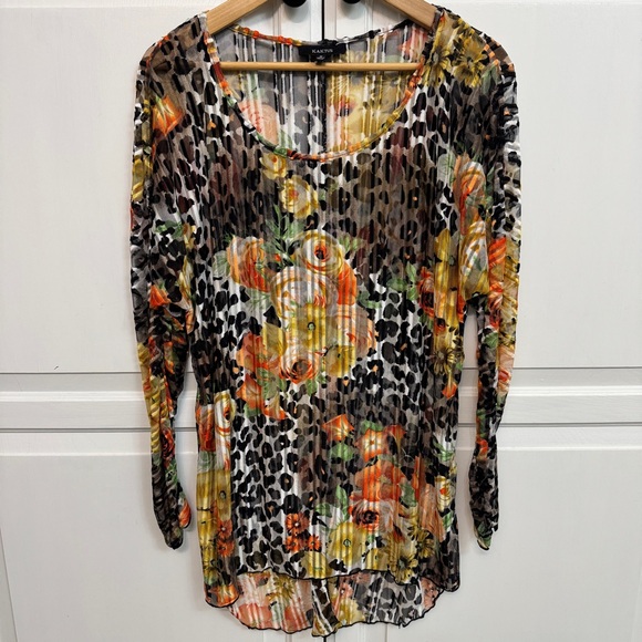 Kaktus Tops - Kaktus Vibrant Floral Sheer and Leopard Long Sleeve Top. Size M.